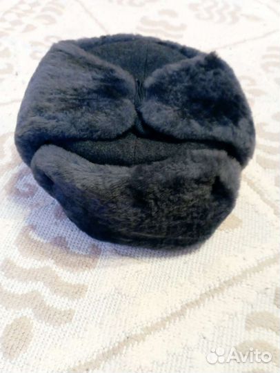 Мужская шапка и кепка