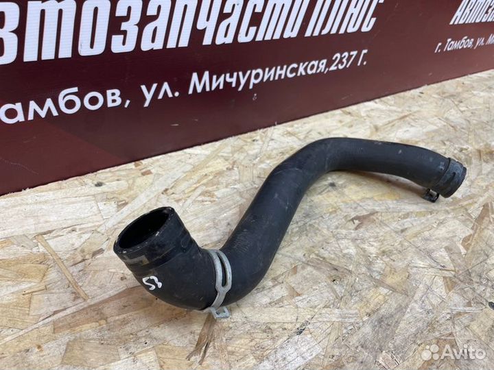 Верхний патрубок радиатора Renault Logan