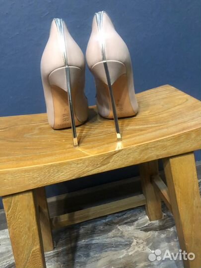 Туфли Casadei (бежевые), 38