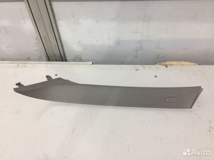 Накладка стойки лобового стекла передняя левая Bmw