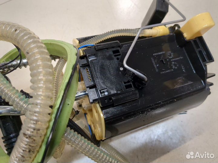 Насос топливный электрический Volvo XC60, 2009