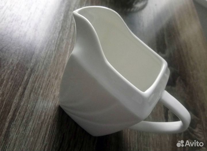 Продам молочник