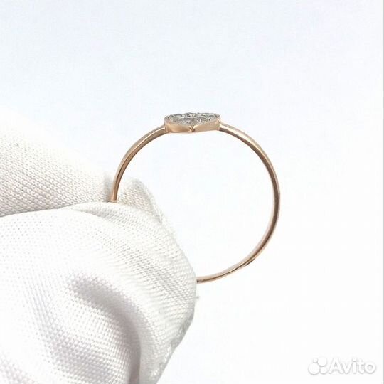 Золотое кольцо с фианитом 15р