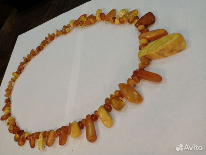 Бусы длинные янтарные 