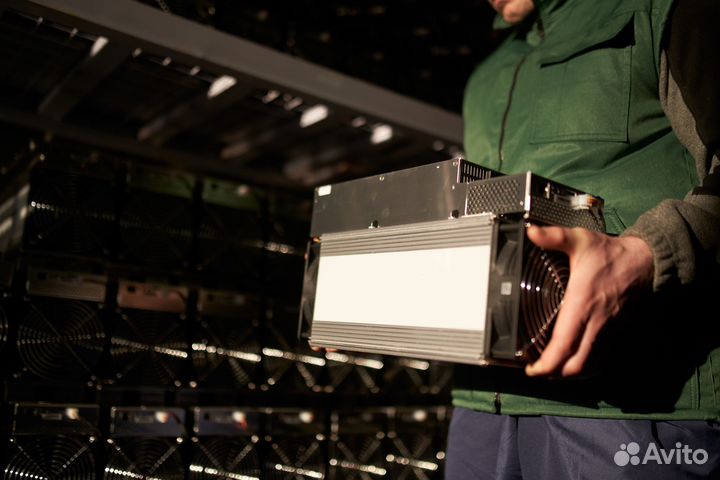 Размещение асиков, Майнинг отель