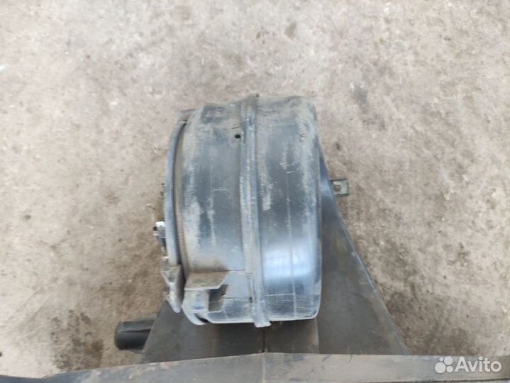 Мотор отопителя Mercedes-Benz 190 W201