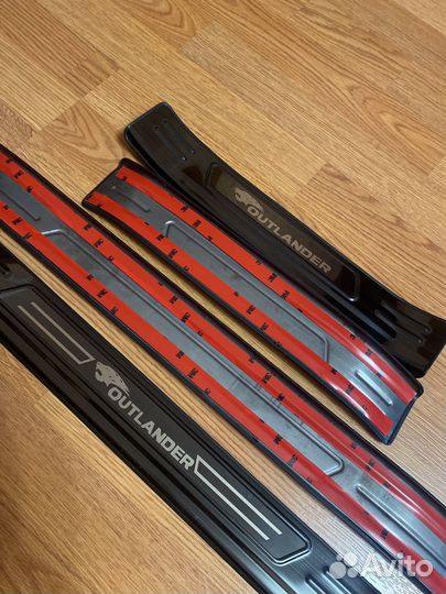 Накладки на пороги mitsubishi outlander 3