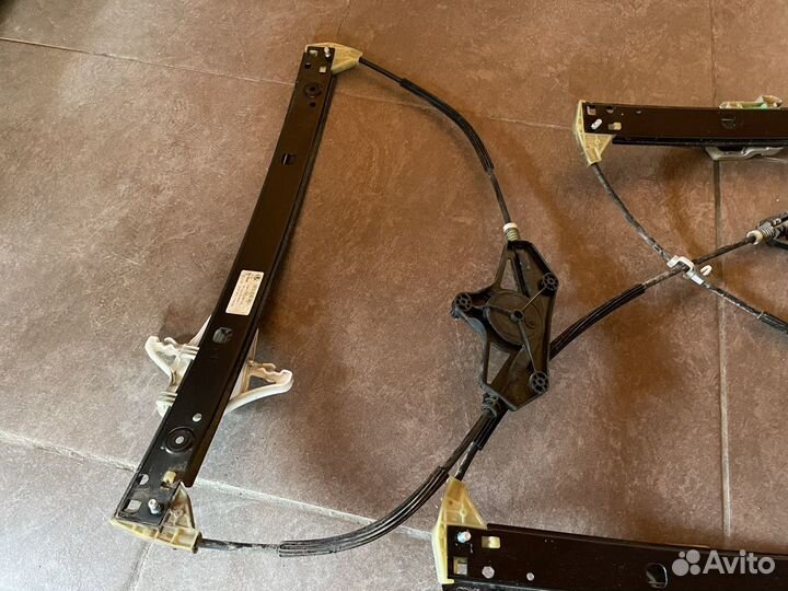 Стеклоподъемник передний VAG Skoda Oсtavia A7