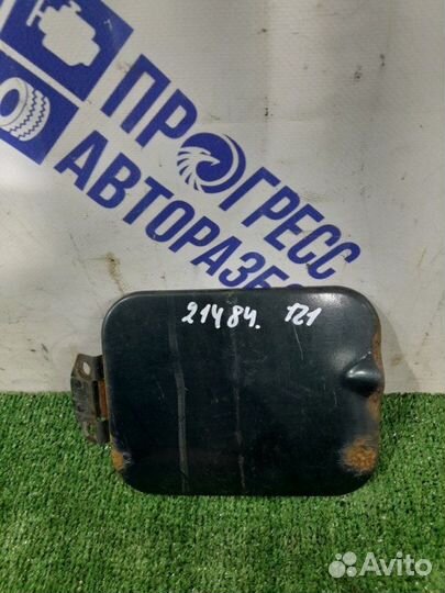 Лючок бензобака правый Uaz Patriot внедорожник 2.7