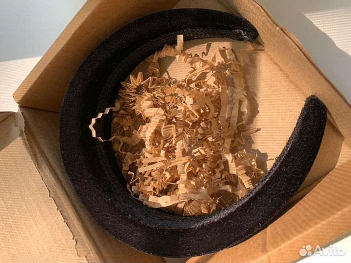 Ободок для волос черный