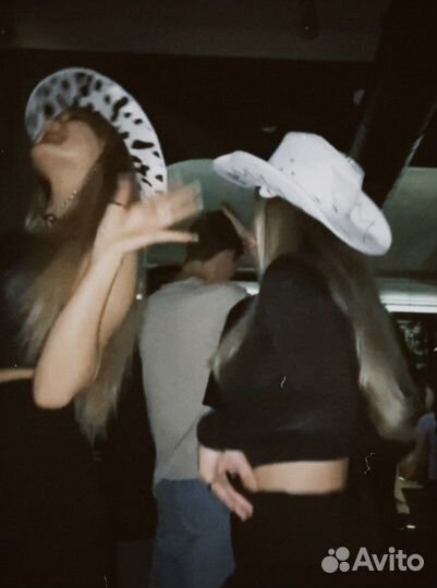 Шляпы ковбойские в трех цветах