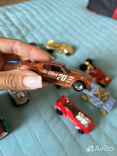 Hot wheels машинки