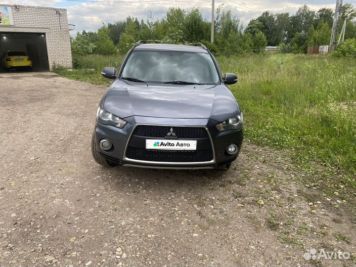 Mitsubishi Outlander 2.0 CVT, 2011, 135 000 км