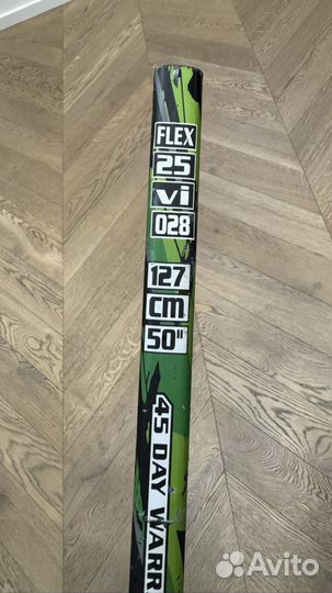 Клюшка хоккейная