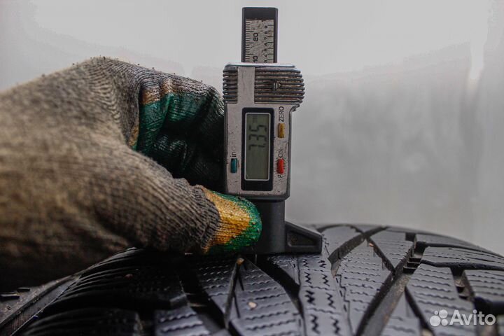 Nokian Tyres Hakkapeliitta R2 SUV 245/50 R20 106R