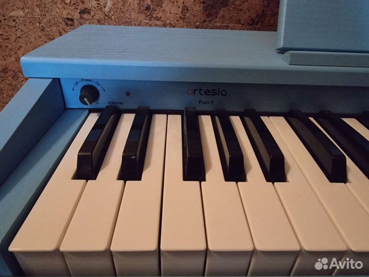 Электронное детское пианино Artesia