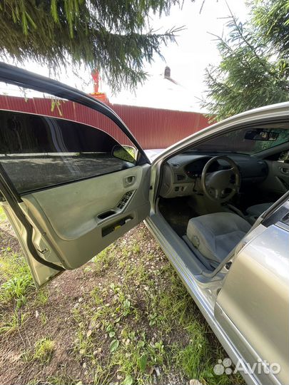 Mitsubishi Galant 2.4 AT, 2003, 250 000 км