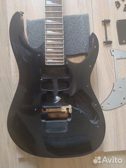 Электрогитара ibanez RG350EX в разборе