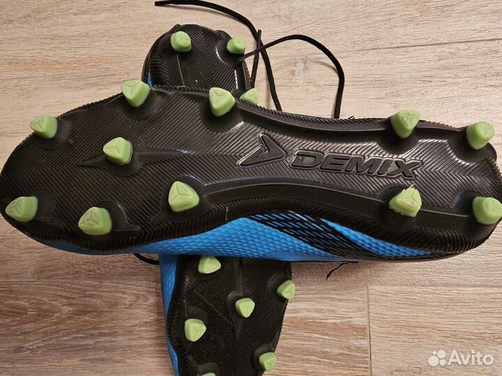 Футбольные бутсы Demix