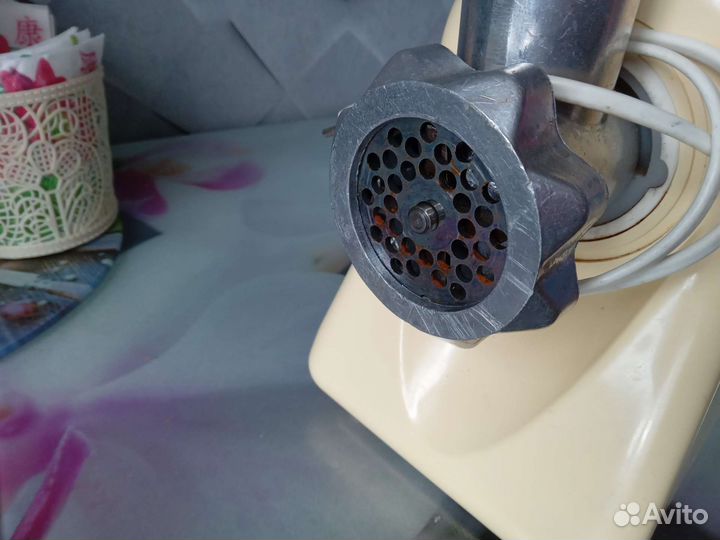 Мясорубка электрическая бу