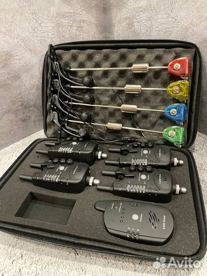 Комплект сигнализаторы поклевки с пейджером и свингеры