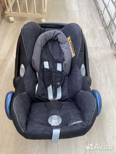 Детское автокресло от 0 maxi cosi