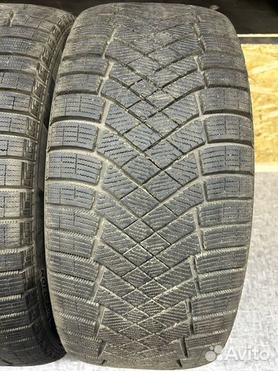 Pirelli Ice Zero FR SUV 255/45 R20 105H