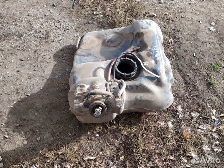 Топливный бак chery amulet a15