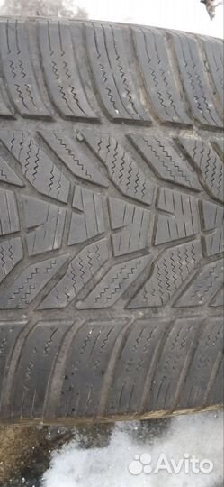 Hankook Winter I'Cept Evo 285/45 R20