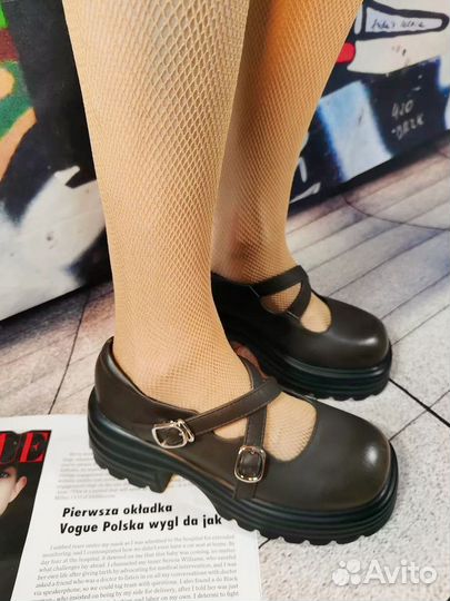 Лоферы женские