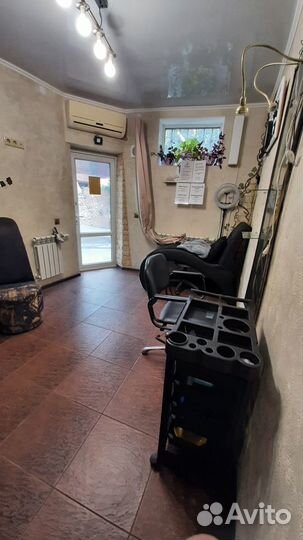 Парикмахер универсал, маникюрист