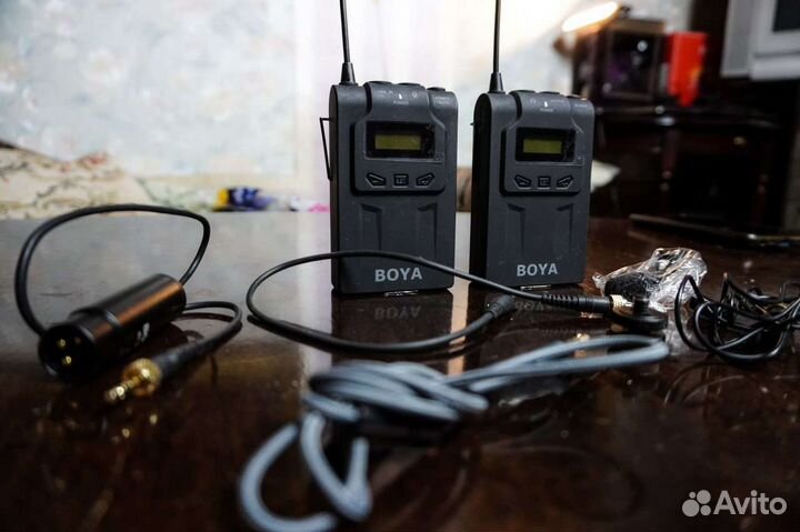 Беспроводной петличный микрофон boya BY-WM 6