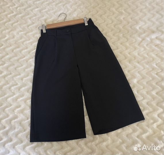 Шорты бермуды женские