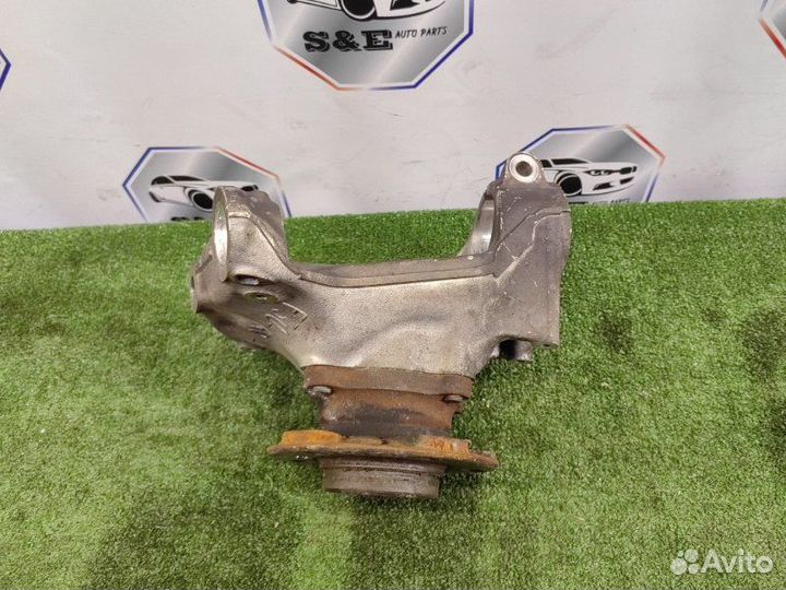 Кулак поворотный передний левый Bmw F30 N20B20A