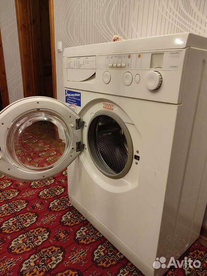 Стиральная машина Аристон на запчасти