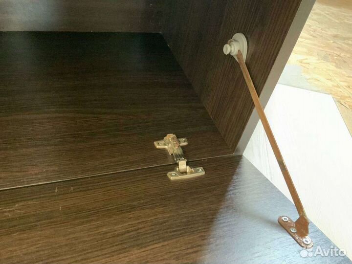 Тумба под телевизор