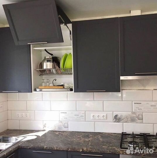 Кухонный гарнитур в наличии