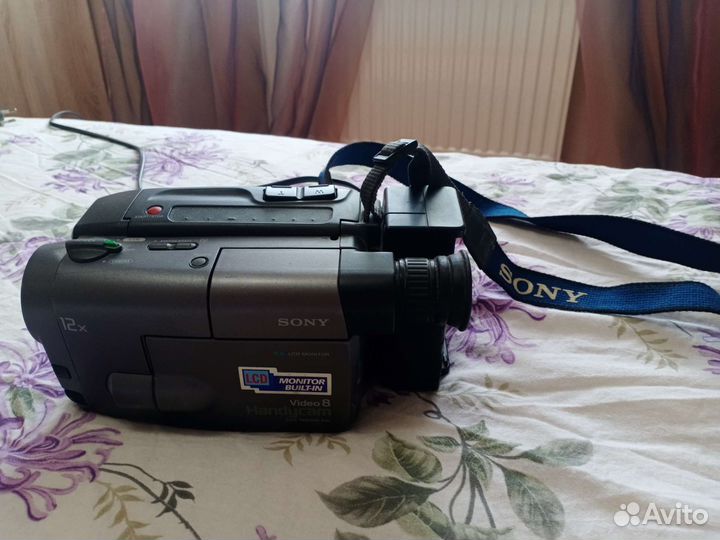 Видеокамера Sony handycam video8