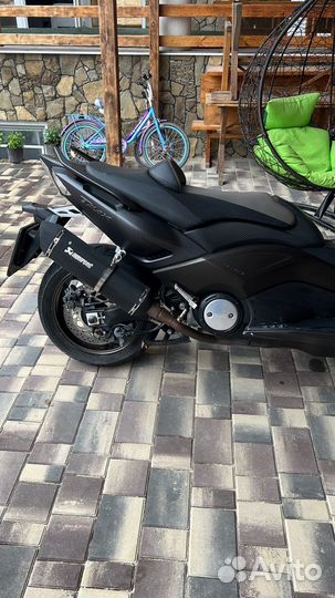 Мотоцикл T Max 530
