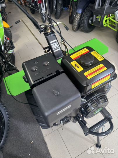 Мотоблок(17 л.с., колеса 