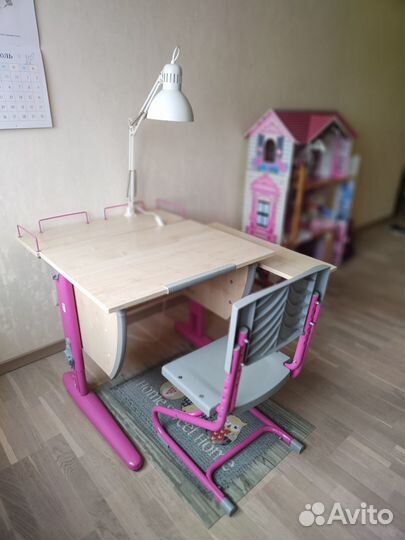 Продам растущую детскую парту со стулом