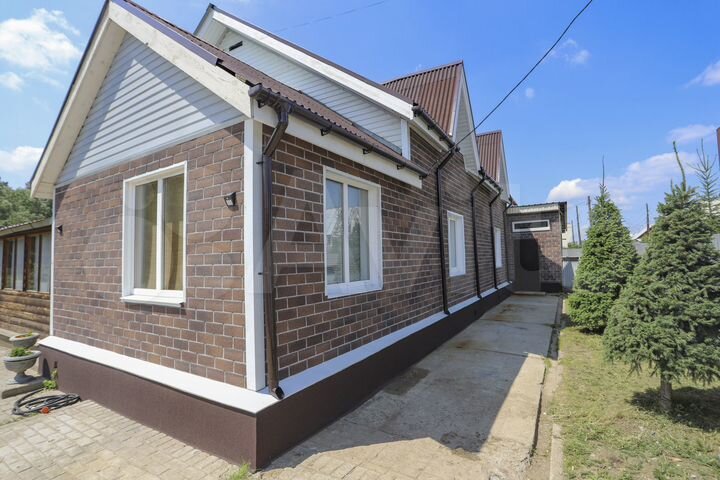 Дом 155,6 м² на участке 12 сот.