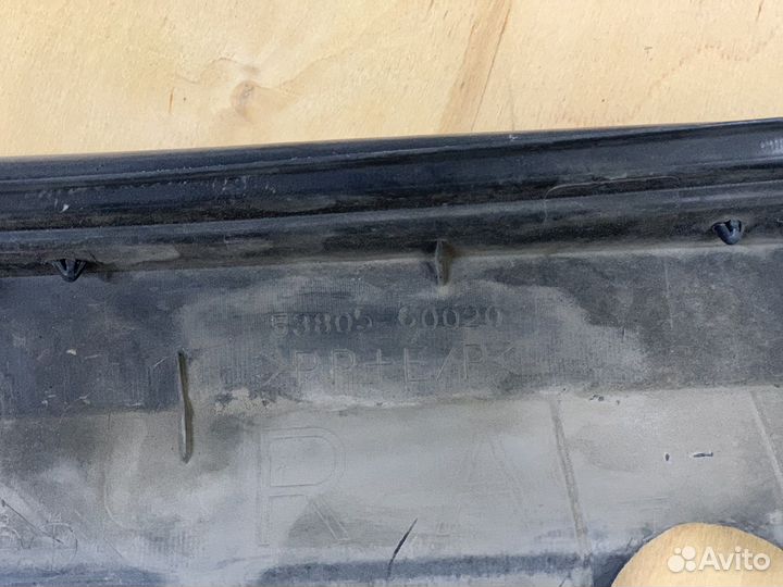 Накладка крыла перед Land cruiser 200