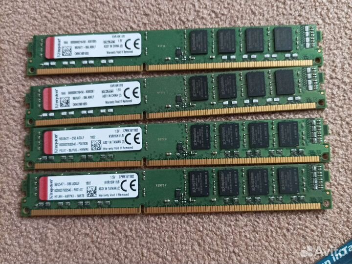 Материнская плата с процессором и памятью