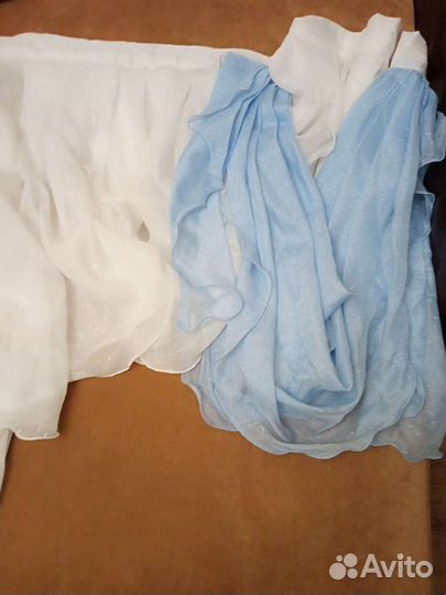 Ламбрекен бело-голубой цвет