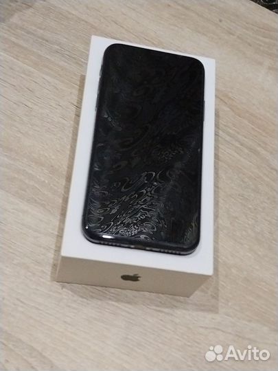 iPhone X, 64 ГБ