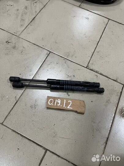 Амортизатор капота bmw 7 g11