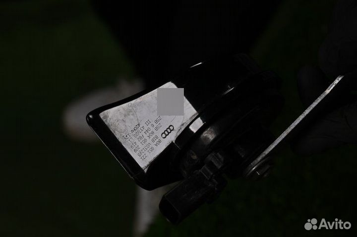 Сигнал звуковой левый Audi Q5 FY бензин 2020