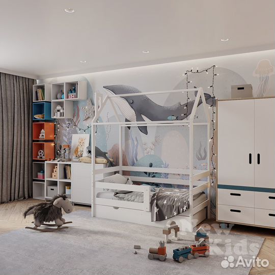 Детская кровать домик из массива