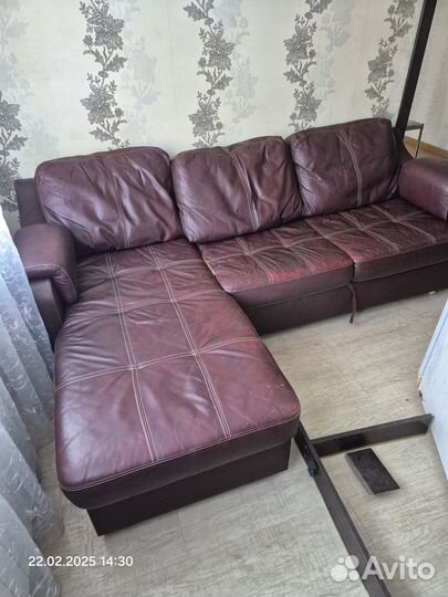 Кожаный диван раскладной бу